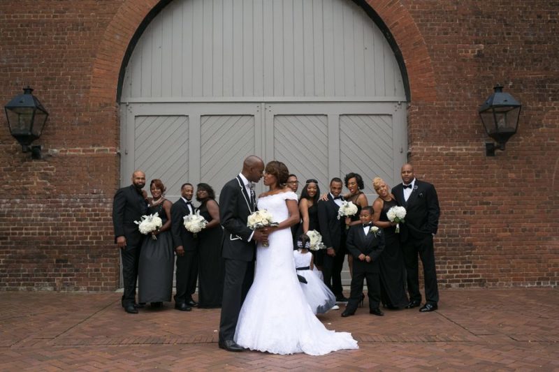 Bold Black and White Richmond, Virginia Wedding