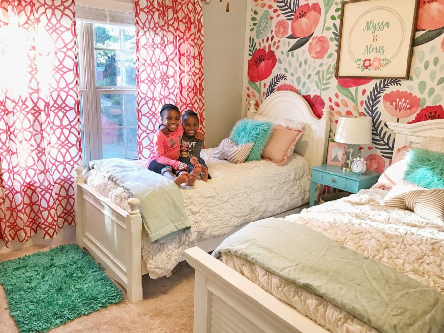 3 Tips on How to Decorate a Southern Girl's Room