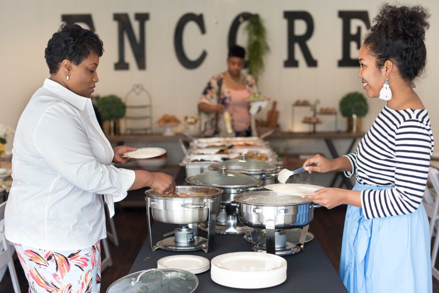 How to Host a Summer Dinner Party - The Encore Edition