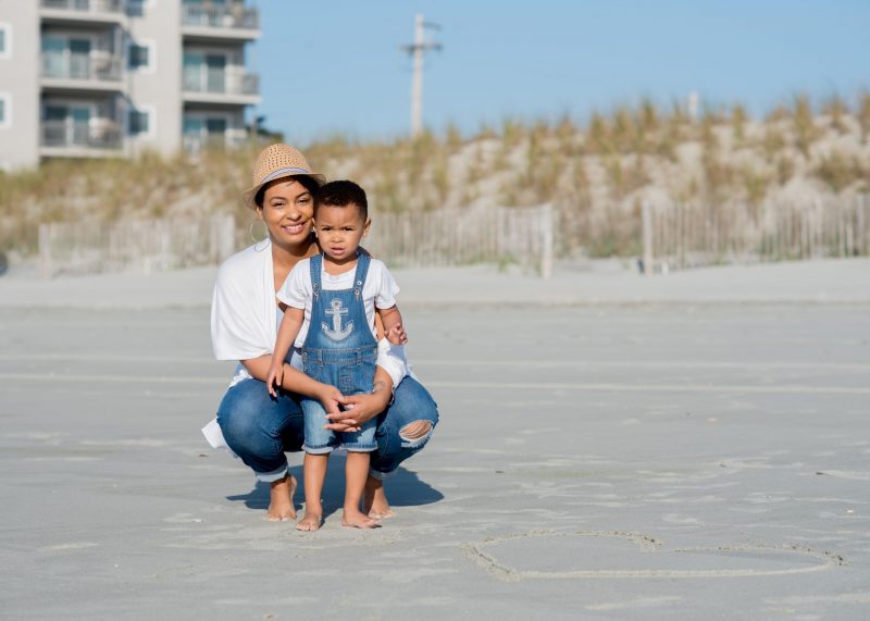 Beach Family Photos: How To Make the Most of Your Beach Photo Shoot