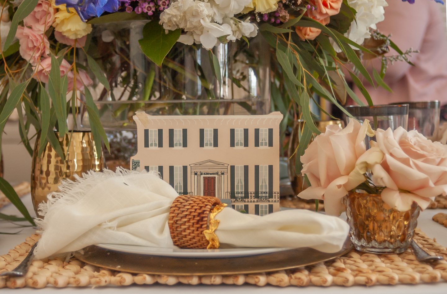 Lowcountry Tablescape Inspiration from Southern Settings