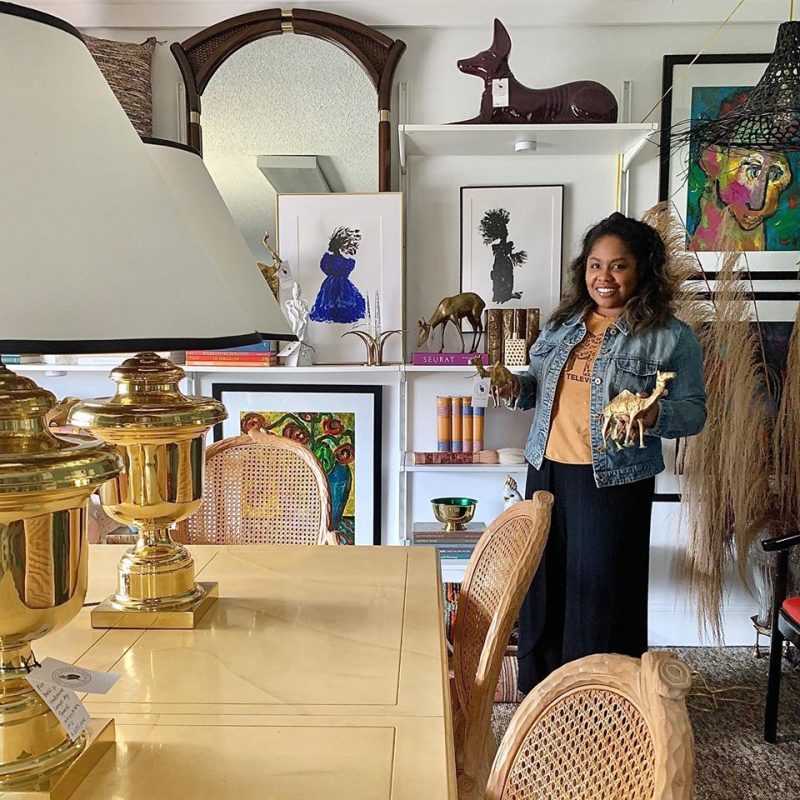 Virtual Shopping: Tips for Vintage Mother's Day Gift Shopping