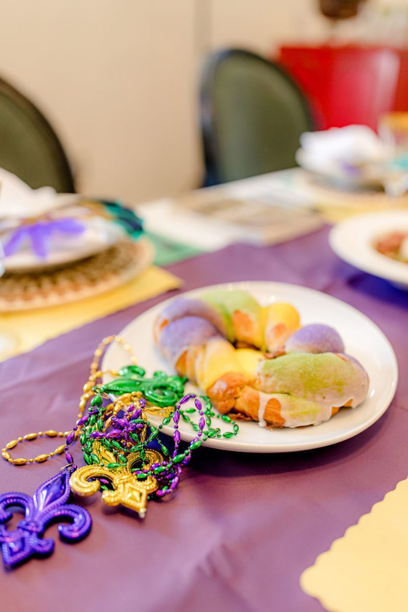 How to Make a Simple King Cake