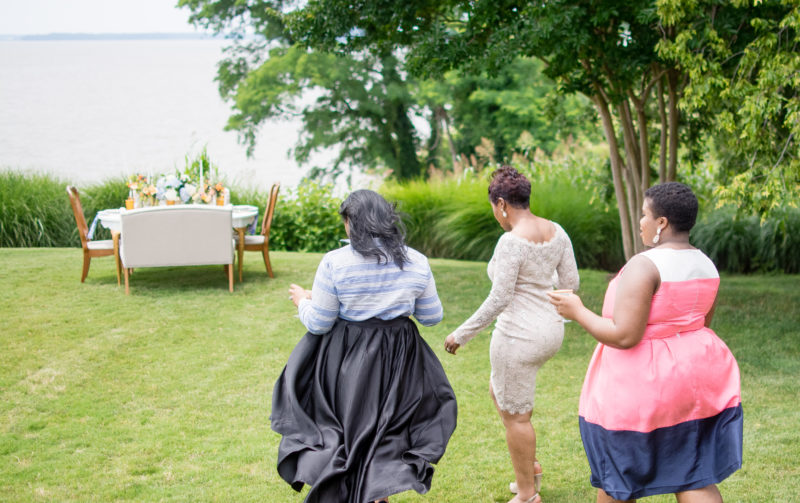 How to Add Outdoor Tablescape Items to Your  Outdoor Space